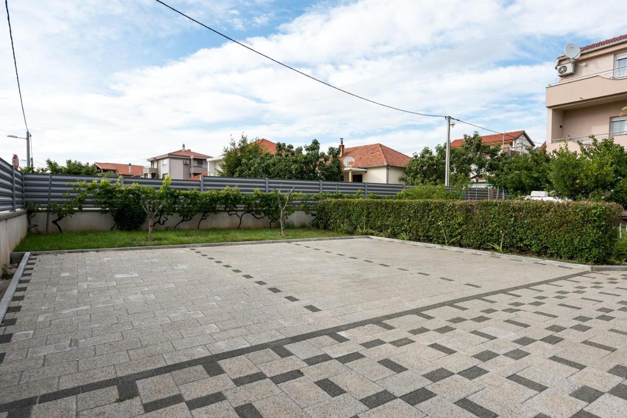Apartmani Stadion ซาดาร์ ภายนอก รูปภาพ
